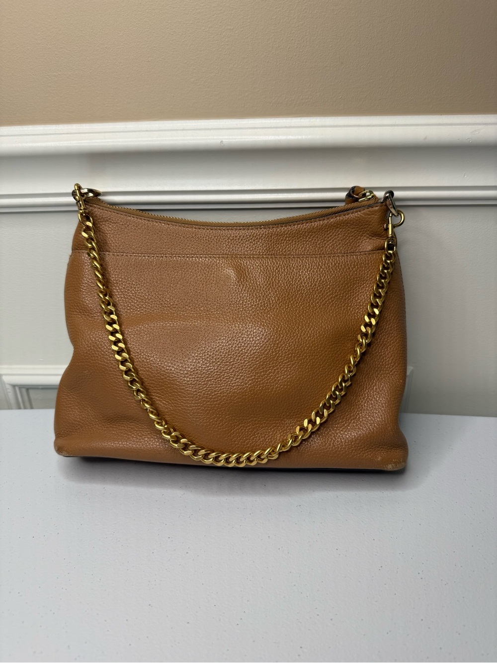 Women’s Nordstrom Tan Leather Shoulder Bag with Gold Tone Chain